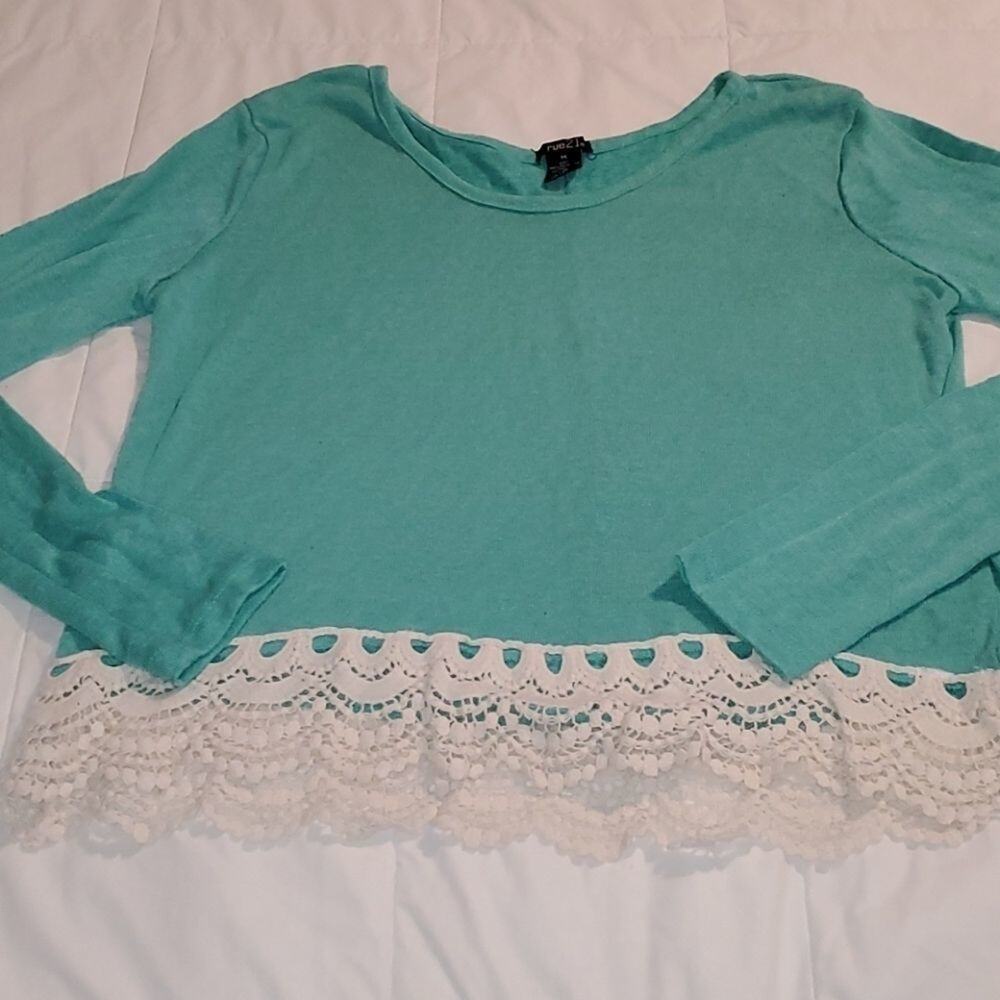 Long sleeve rue 21 shirt